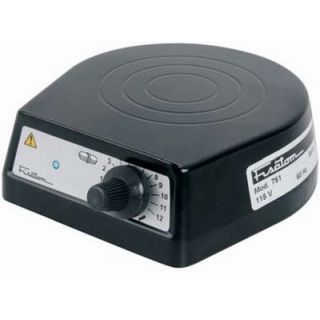 AGITADOR MAGNETICO CAPACIDADE 1L REGULAVEL 50 A 1200RPM 220V